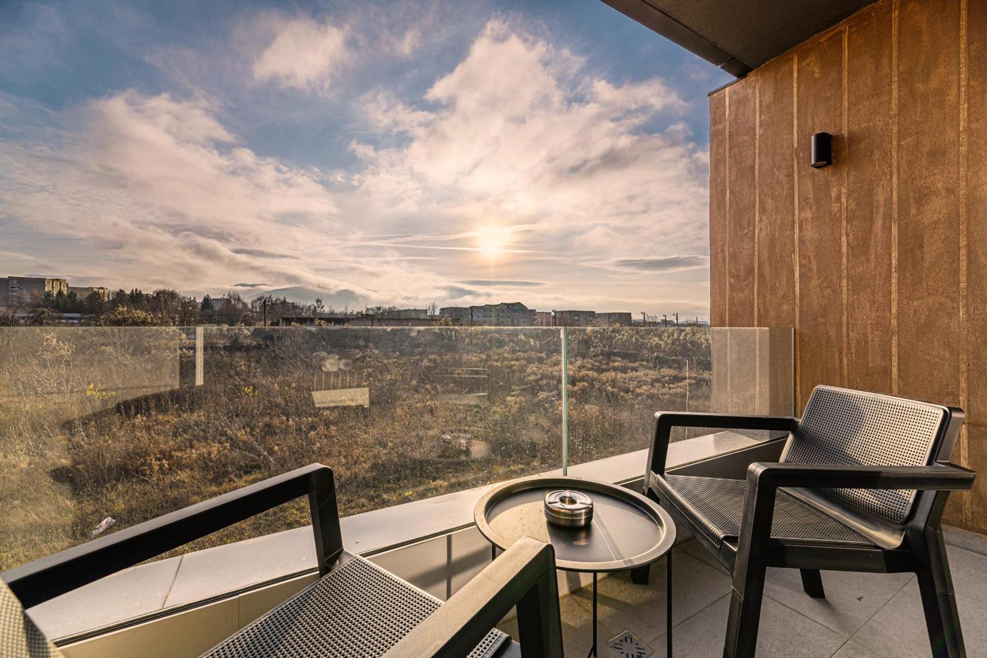 Luxury Landing Apartments Complex Qualis Брашов Екстер'єр фото