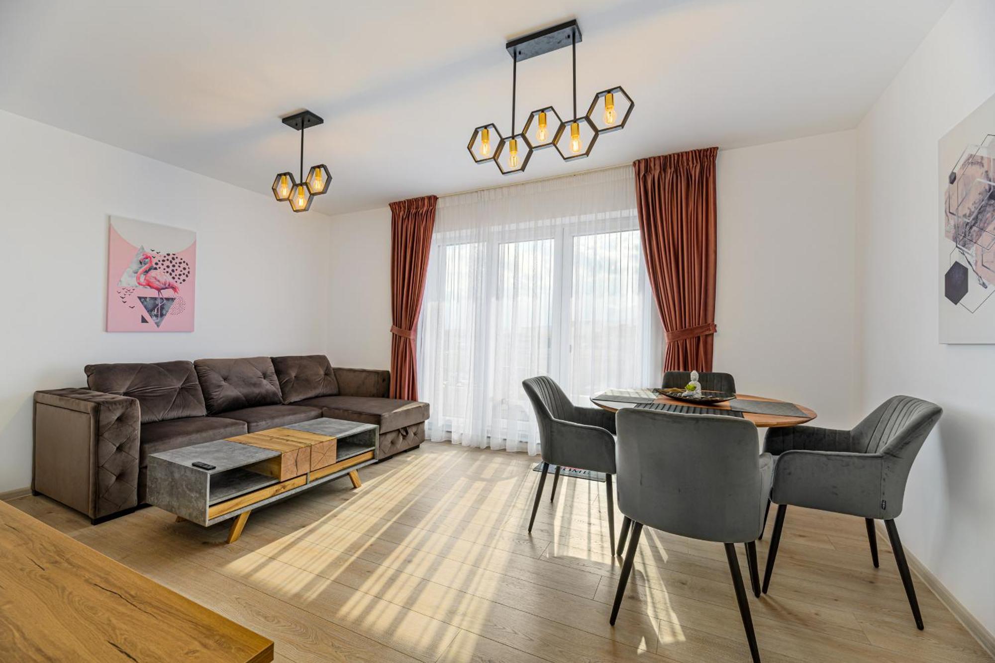 Luxury Landing Apartments Complex Qualis Брашов Екстер'єр фото