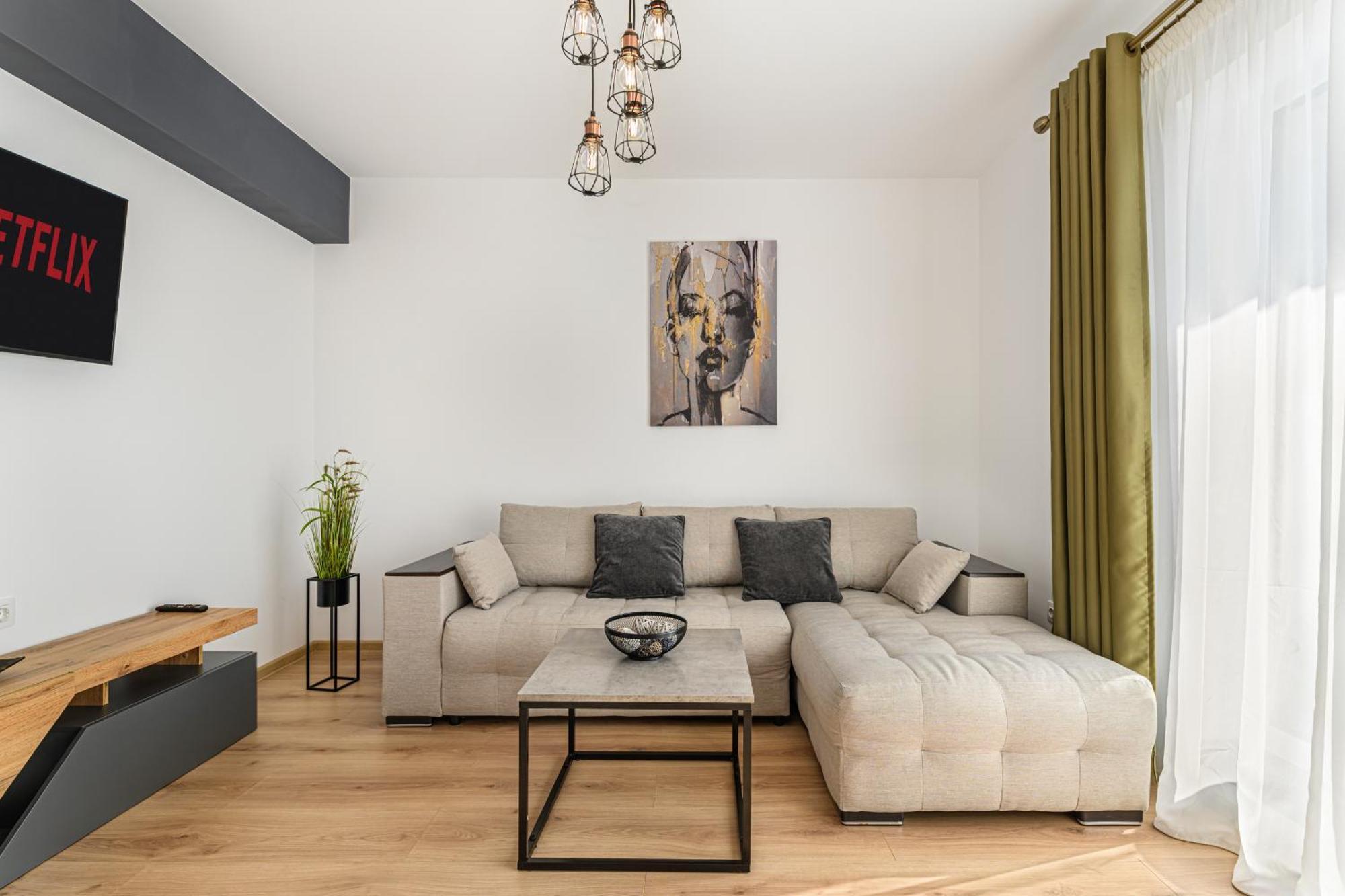Luxury Landing Apartments Complex Qualis Брашов Екстер'єр фото