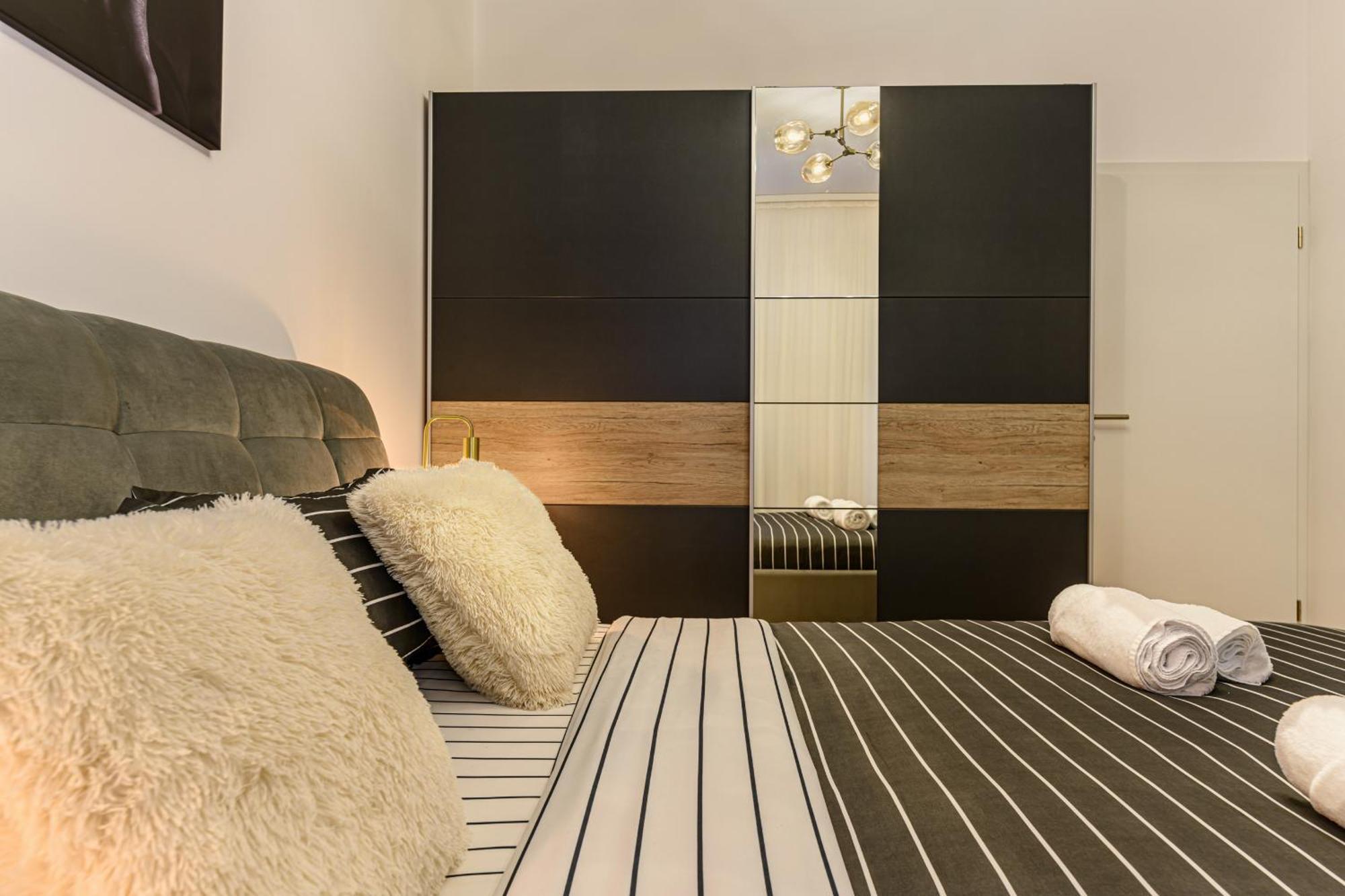 Luxury Landing Apartments Complex Qualis Брашов Екстер'єр фото