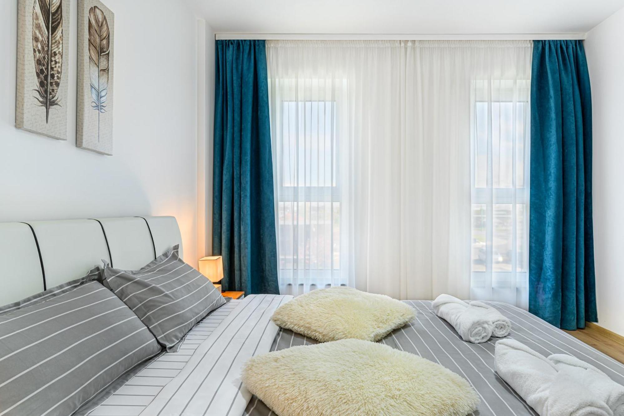 Luxury Landing Apartments Complex Qualis Брашов Екстер'єр фото