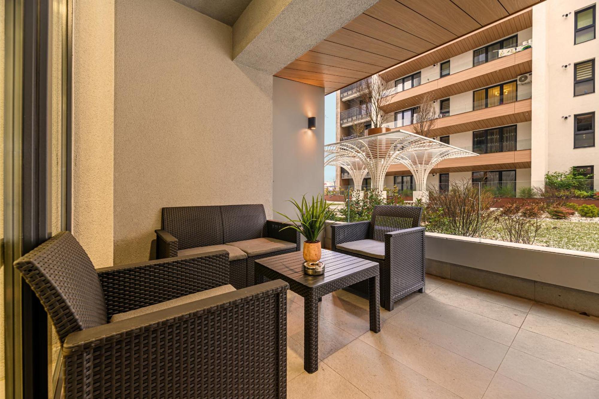 Luxury Landing Apartments Complex Qualis Брашов Екстер'єр фото